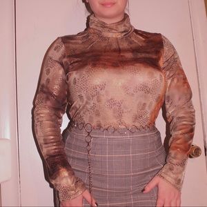 Vintage Cheetah Print Turtleneck